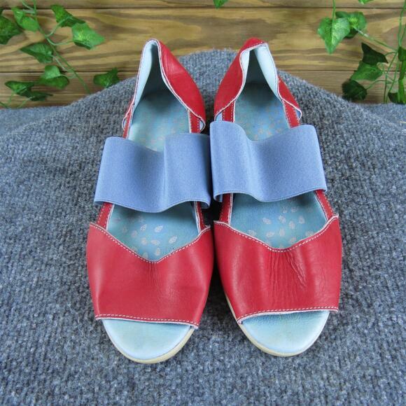 Cloud Women's Ankle Strap Red Leather Sz 37‎ Medium Gently Used 2025 - Picture 2 of 6
